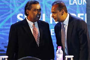 Talking terms: Ambani brothers in telco tie-up Talking terms: Ambani brothers in telco tie-up