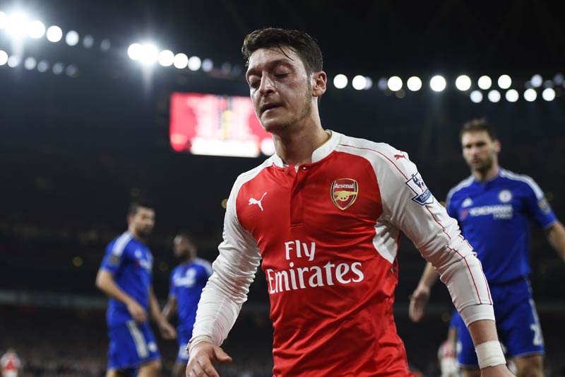 Chelsea already looked the livelier team when it gained a man advantage in the 18th minute, following Per Mertesacker's red card-lunge on Costa. (Reuters)
