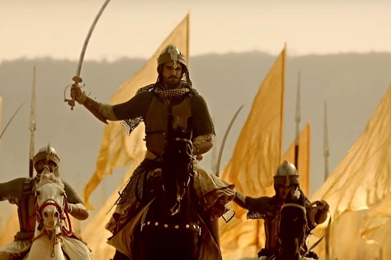 bajirao mastani, bajirao mastani box office, bajirao mastani collections, bajirao mastani box office collections, bajirao mastani vs dilwale, dilwale vs bajirao mastani, dilwale