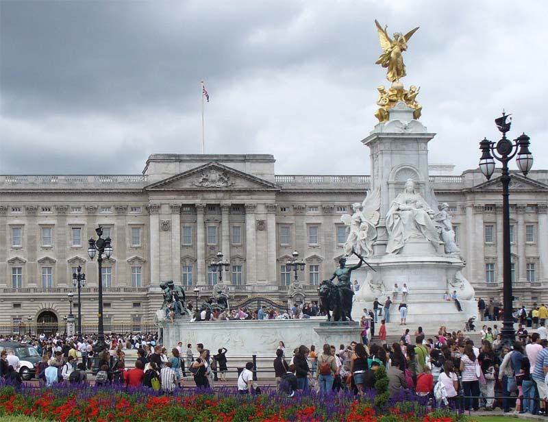 indian railways, trains cancelled, TVS Apache RTR 200, Buckingham Palace, google, mobikwik, indian railway inquiry, ford endeavour, rbi, rajdhani express, latest news, news today