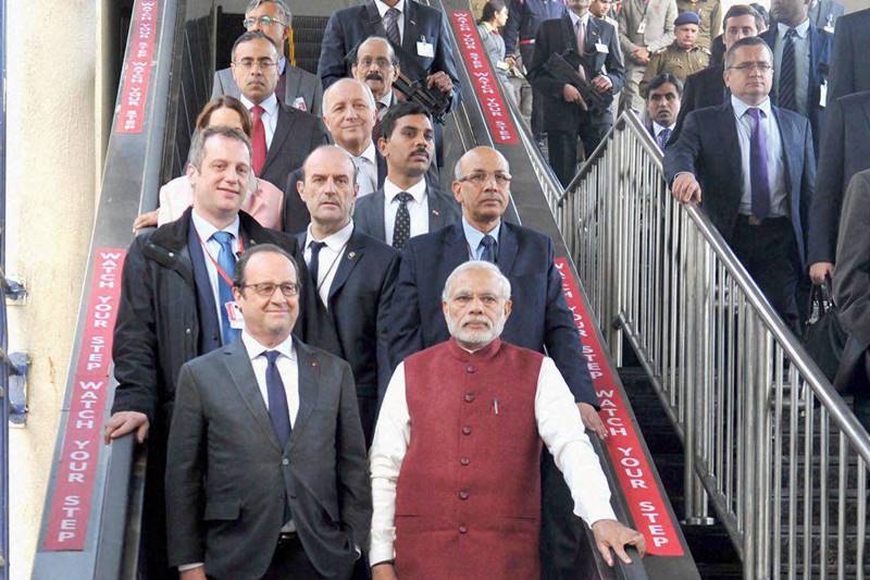 Francois Hollande, Narendra Modi, hollande delhi metro, modi delhi metro, international solar alliance, ISA, Modi hollance, India france