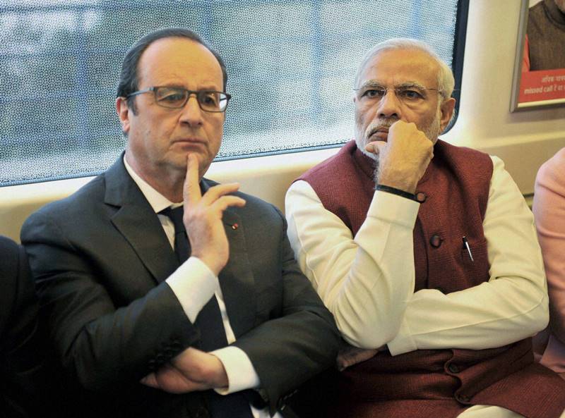 Francois Hollande, Narendra Modi, hollande delhi metro, modi delhi metro, international solar alliance, ISA, Modi hollance, India france