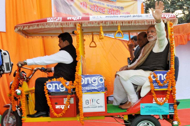 narendra modi, narendra modi news, narendra modi speech, narendra modi heckled, narendra modi lucknow, narendra modi varanasi