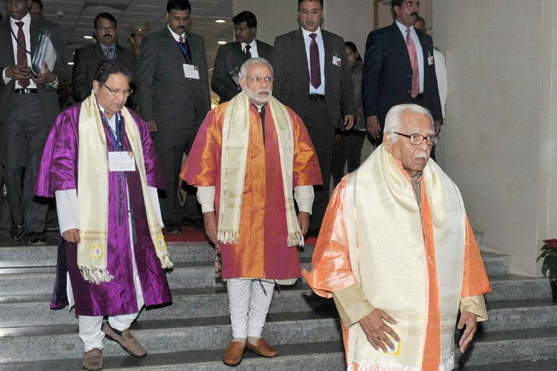 narendra modi, narendra modi news, narendra modi speech, narendra modi heckled, narendra modi lucknow, narendra modi varanasi