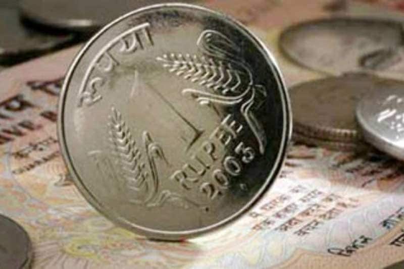 2. However, in the fiscal year 2014-15, a total five million Re 1 notes and in the current fiscal year, a total of 155 million Re 1 notes, were again introduced in the market, the RTI reply said. (Courtesy: PTI)