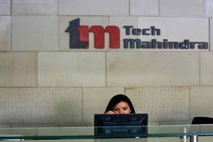 Tech Mahindra shares price