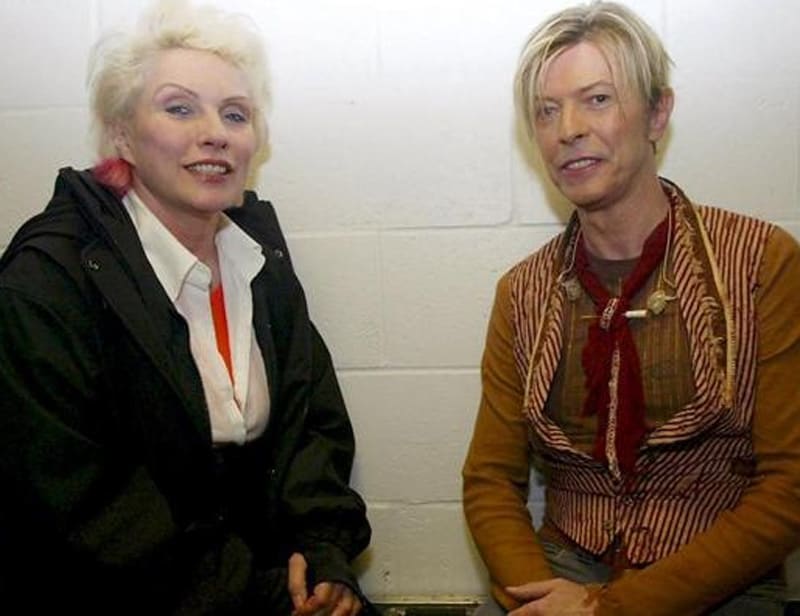 david bowie, david bowie dead, david bowie dies, david bowie death, david bowie no more, singer david bowie, david bowie songs, david bowie cancer, david bowie treatment, david bowie album, david bowie images, david bowie career