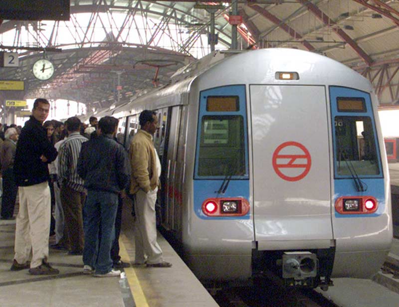 Odd even delhi, odd even delhi metro, dtc buses, delhi pollution, spicejet flights, microsoft surface tablet, grofers, car pooling, latest news, news