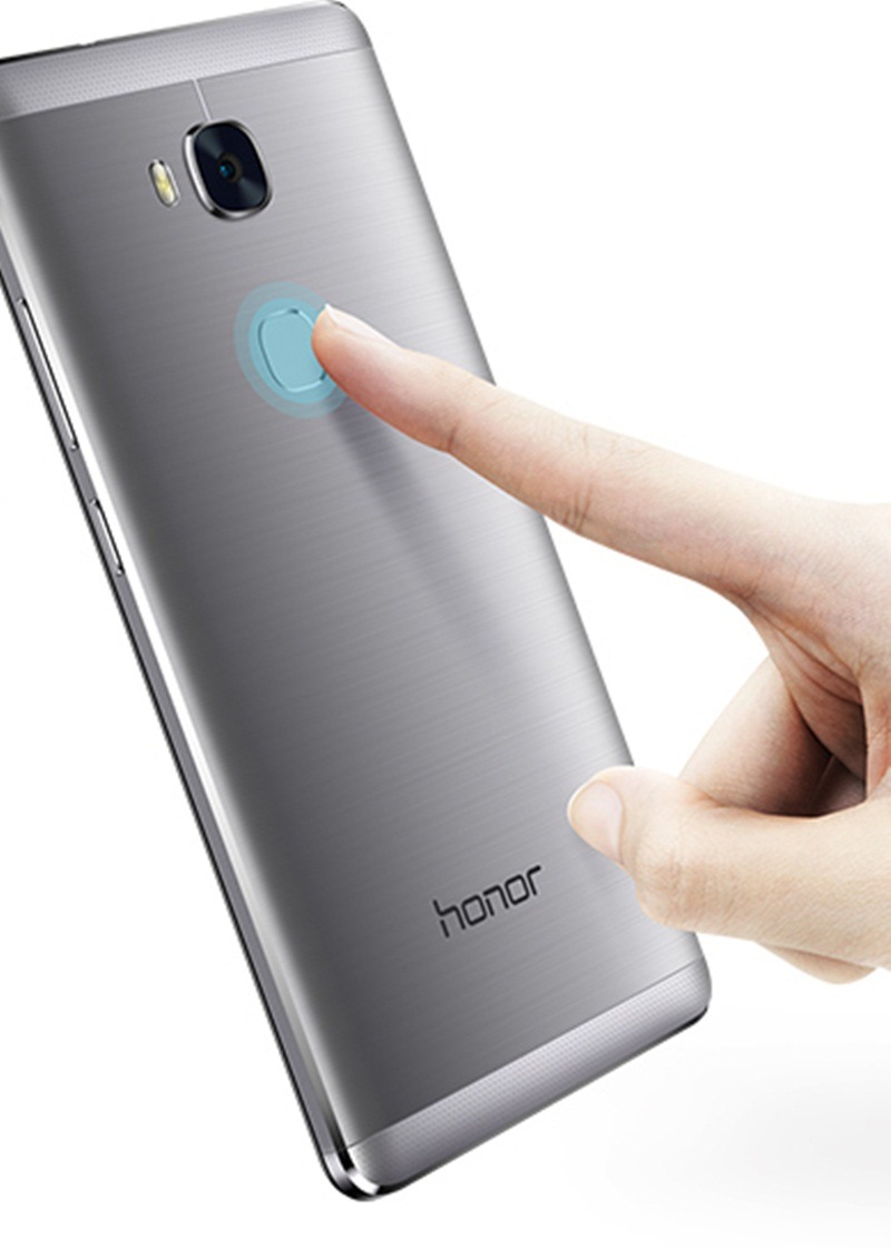 Honor 5X is a dual-sim smartphone powered by a rim-free touch fingerprint sensor and has a metallic body with nano-SIM, micro-SIM, and microSD card slots. It has a 5.5-inch high-definition display and is powered by T6735 4x1.3GHz processor.