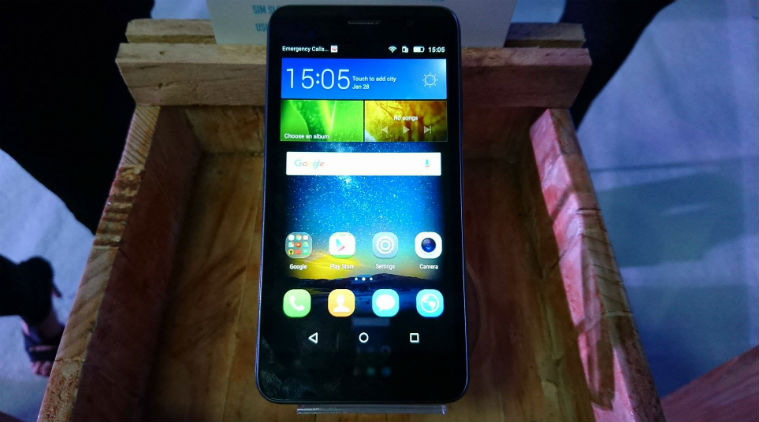 Holly 2 Plus smartphone offers a 4,000 mAH battery with reverse charging feature to share your power with your friend via Micro-B USB to Micro-B USB cable.
