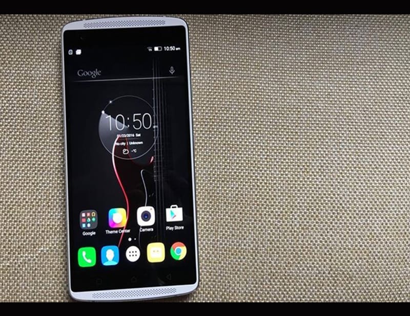 The phone looks and feels as if it is built to last. It has a ceramic finish at the back and has been a relatively new aspect of Lenovo phones.