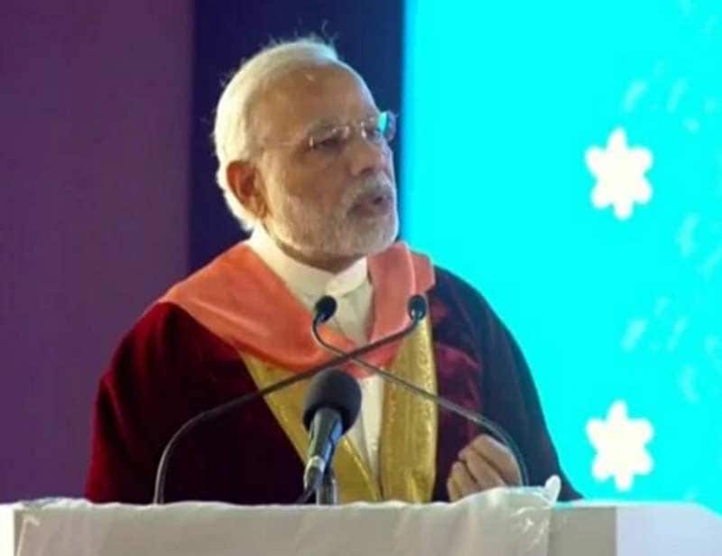 narendra modi, narendra modi in mysore, modi in mysuru, mysuru, modi visits, narendra modi visits, mysore universitY, modi speech in mysore, modi matras in mysore, modi 5es mantra, narendra modi in mysore images