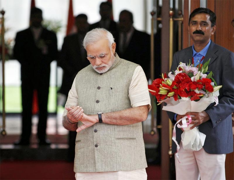 aadhar card, aadhar card india, aadhar update, aadhar card information, use of e aadhar card, use of aadhar card in banks, world bank aadhar card, use of aadhar card in india, aadhar card world bank, aadhaar card report, use of aadhaar card in india, aadhar card uses, narendar modi, narendra modi aadhaar car, kaushik basu, kaushik basu on aadhaar card