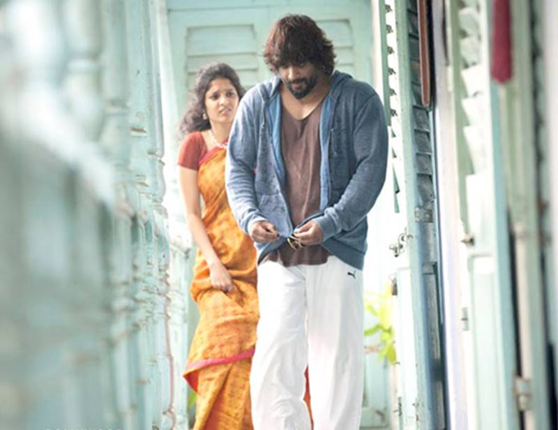 Saala Khadoos, Saala Khadoos movie review, Saala Khadoos review, R Madhavan, Ritika Singh, Ritika Singh, Saala Khadoos review in hindi, hindi movie review Saala Khadoos, review of Saala Khadoos, Saala Khadoos reviews
