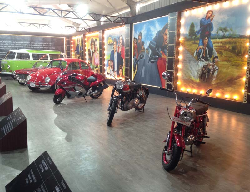 auto expo 2016, auto expo news, bollywood cars, bollywood cars and bikes, amitabh bachchan, sholay, deewar, bobby, chala jaata hoon song, cars