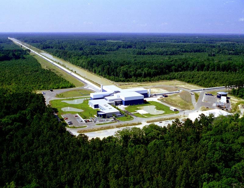 gravitational waves detected, gravitational waves discovery, gravitational waves explained, gravitational waves news, gravitational waves, gravity, gravity waves, gravitational force, gravitation, albert einstein, albert einstein quotes, albert einstein brain