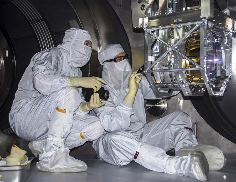 gravitational waves detected, gravitational waves discovery, gravitational waves explained, gravitational waves news, gravitational waves, gravity, gravity waves, gravitational force, gravitation, albert einstein, albert einstein quotes, albert einstein brain