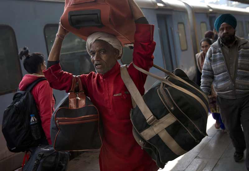 budget 2016, railway budge 2016, rail budget 2016, indian railways. irctc.co.in, indianrail.gov.in, passenger fare hike, union budget 2016-17, budget 2016 india