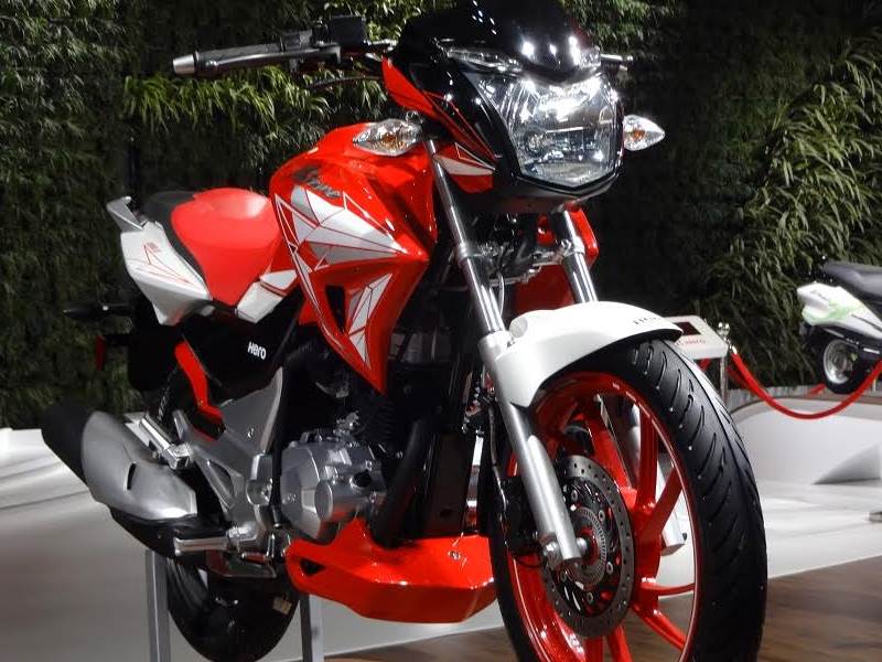 hero motocorp, hero motocorp news, hero motocorp new launches, hero motocorp two wheeler launches, hero bikes, new hero bikes, hero new bikes news, auto expo 2016, auto expo news, hero Xtreme 200 S, new Splendor iSmart 110, Duet-E electric scooter, hero motocorp new bikes show