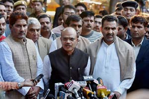 Haryana BJP incharge Anil Jain, Union minister Sanjeev Baliyan, Jat Sangharsh Samiti leader,Jaipal Singh Sangwan and talks to media after delegation of the Western UP and Delhi-NCR Jat community's leaders meeting with Home Minister Rajnath Singh. (PTI)
