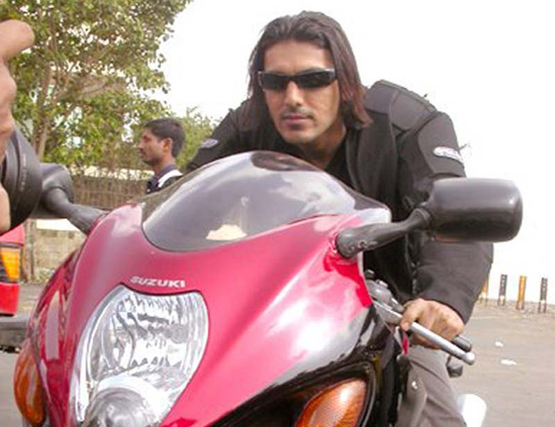 auto expo 2016, auto expo news, bollywood cars, bollywood cars and bikes, amitabh bachchan, sholay, deewar, bobby, chala jaata hoon song, cars