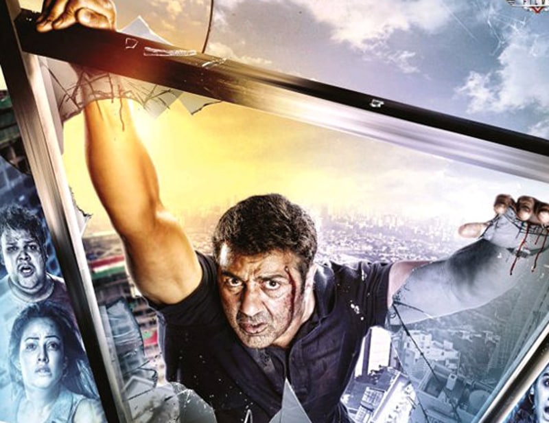 3. Original 'Ghayal Once Again' release date was cancelled: The release date of Sunny Deol starrer Ghayal Once Again was pushed from January 15, 2016 to February 5. Sunny has asserted that dissatisfaction with the special effects was the reason behind pushing the film's release date. "I was not completely happy with everything I'm doing right now especially my special effects. So I could not see myself investing two years in the film and then releasing it hurriedly without having the special effects in place. So for me, that was the main reason." said Sunny. "But now I'm happy that I can take a sigh of relief and that I wasn't putting up the film in extreme hurry," he further added. However, another statement had said that the date change is because Reliance Entertainment and Sunny's team require an extensive period to promote and distribute Ghayal Once Again efficiently. (Bollywood Hungama)