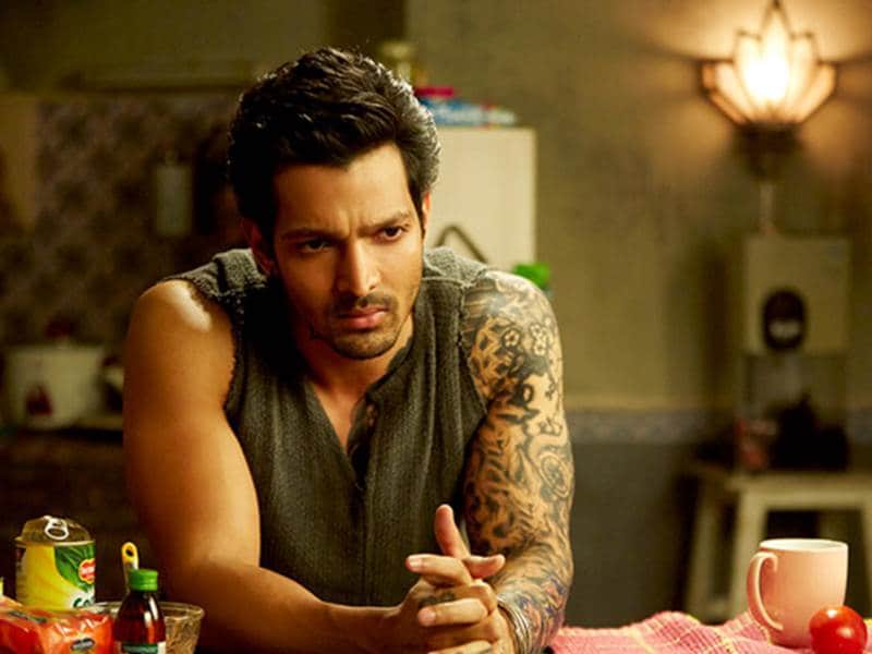 Sanam Teri Kasam box office collections, Sanam Teri Kasam, Sanam Teri Kasam first day collection, Valentine's Day, Valentine's Day movie, Valentine's Day gifts, Sanam Teri Kasam opening day collections, Sanam Teri Kasam day 1 collection, Sanam Teri Kasam box office, Sanam Teri Kasam collections, Sanam Teri Kasam occupancy rate, Mawra Hocane, Harshwardhan Rane, pakistani actress, bollywood, entertainment news