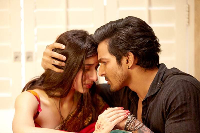 Sanam Teri Kasam, Sanam Teri Kasam movie review, Sanam Teri Kasam review, Harshwardhan Rane, Mawra Hocane, Sanam Teri Kasam review in hindi, hindi movie review Sanam Teri Kasam, review of Sanam Teri Kasam, Sanam Teri Kasam reviews, Harshwardhan Rane Sanam Teri Kasam, Sanam Teri Kasam Harshwardhan Rane, Bollywood, entertainment news
