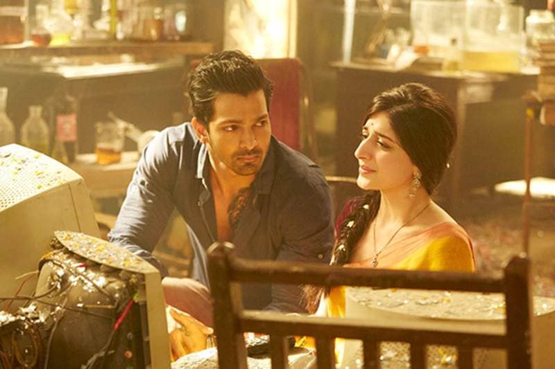 Sanam Teri Kasam, Sanam Teri Kasam movie review, Sanam Teri Kasam review, Harshwardhan Rane, Mawra Hocane, Sanam Teri Kasam review in hindi, hindi movie review Sanam Teri Kasam, review of Sanam Teri Kasam, Sanam Teri Kasam reviews, Harshwardhan Rane Sanam Teri Kasam, Sanam Teri Kasam Harshwardhan Rane, Bollywood, entertainment news