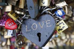 valentine's day, valentine week, valentine day, valentine gifts, valentine's day ideas, valentines day 2016, valentines day images, valentines day quotes, valentine's day gifts, valentines day ideas for boyfriend, homemade valentine gifts for her, valentine's day app, valentine's day app sale