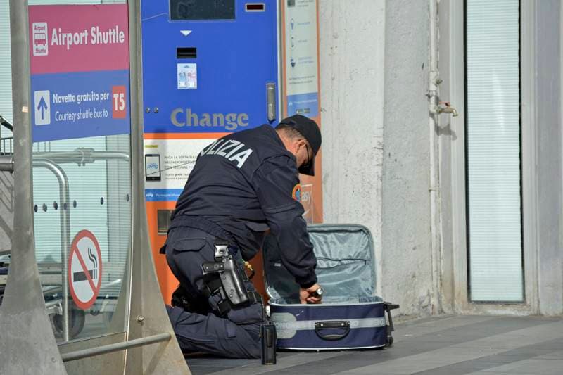 brussels attack, brussels bombing, brussel sprouts, brussels airlines, brussels metro, brussels airport bombing, brussel flights, brussel news