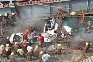 Flyover collapse in Kolkata: