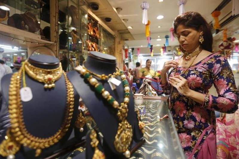 Uber, Uber cabs, Vijay Mallya, Jet Airways, jewellery sector, black money, Nippon Life, Reliance Capital, reliance mutual fund, anil ambani, future group, kishore biyani, air india, hyderabad, air india hyderabad flight, tata motors, tata motors strike, bengaluru protest, farmer protes, makemytrip, business news