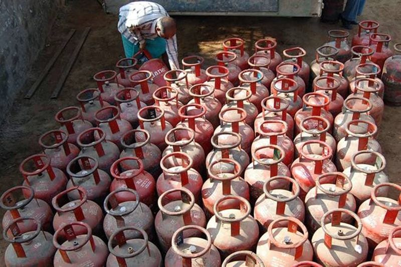 lpg subsidy, dharmendra pradhan, oil ministry, budget oil subsidy, union budget 2016, oil subsidy news