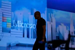 Satya nadella, microsoft