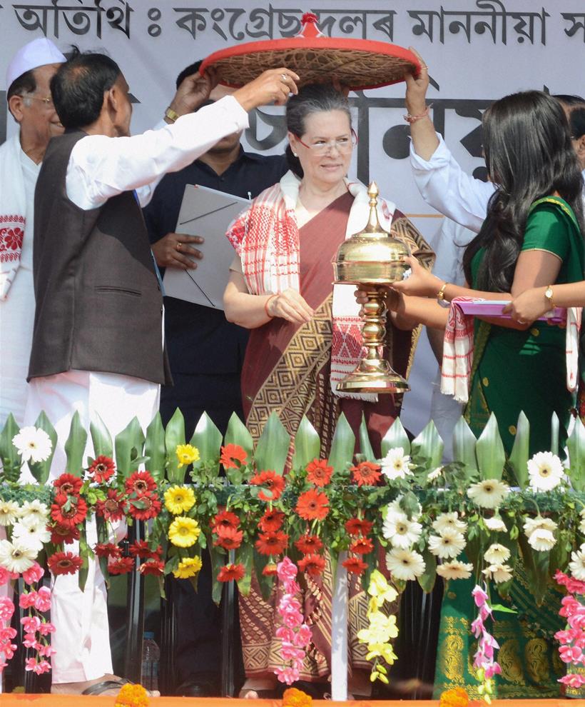 sonia gandhi, rahul gandhi, congress party, rahul gandhi news, rahul gandhi income, rahul gandhi wealth, bharatiya janata party, bjp income, narendra modi, congress party donations