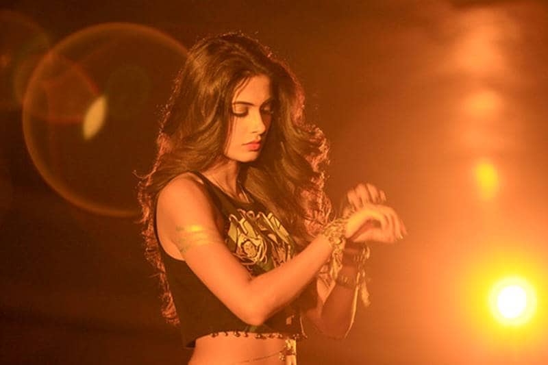 Zubaan box office collections, Zubaan box office, Zubaan earning, Vicky Kaushal, Sarah Jane Dias