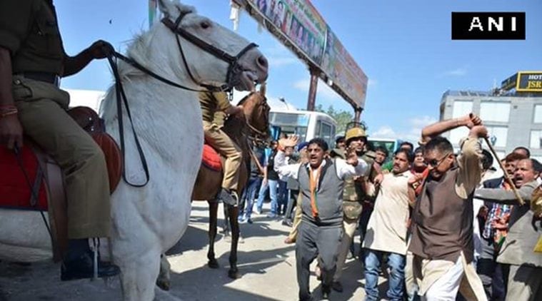 bjp mla horse, bharatiya janata party, bjp mla, bjp mla beats horse, narendra modi, harish rawat, police horse, shaktimaan horse, horse thrashing