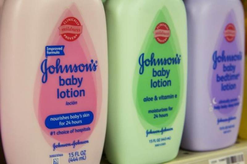Johnson & Johnson: Months after a 62-year-old woman in the US died of ovarian cancer linked to prolonged use of Johnson & Johnson baby powder, the Maharashtra Food and Drug Administration (FDA) has slapped a notice on the company. It has also sent for lab tests eight samples of the baby powder it has acquired from across the state. Additionally, the FDA will also get talcum powder of other brands such as Shower to Shower, Dermicool, Ponds and Nycil tested to ensure no heavy metal is present in the products. (Reuters) [09-03-2016]