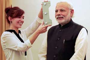 narendra modi, pm modi, madame tussauds, madame tussauds india, madame tussauds modi, madame tussauds modi wax, wax museum, modi wax model, modi wax statue