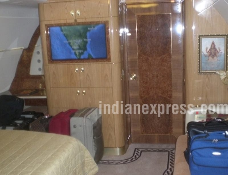 Vijay Mallya air bus, Vijay Mallya air bus photos, Vijay Mallya air bus cost, Vijay Mallya air bus on auction, Airbus A319, Vijay Mallya Airbus A319, Vijay Mallya Airbus A319 pics, Vijay Mallya Airbus A319 photos