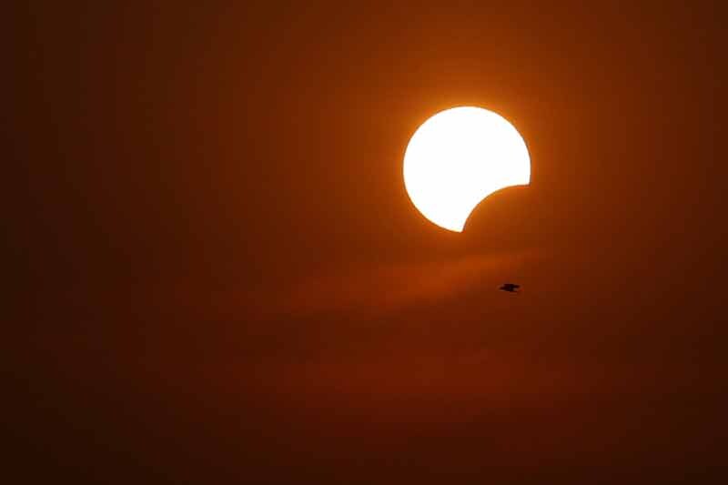 solar eclipse, solar eclipse today, solar eclipse in india 2016 timings, solar eclipse today, solar eclipse in india, solar eclipse 2016, partial eclipse, partial eclipse in india, science india