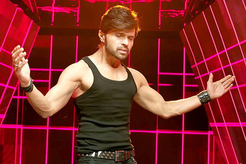 Teraa Surroor, Teraa Surroor Movie, Teraa Surroor Review, Teraa Surroor movie review, Teraa Surroor Himesh Reshammiya, Himesh Reshammiya, Himesh Reshammiya Teraa Surroor, Naseeruddin Shah, Shekhar Kapur, Kabir Bedi, Bollywood, entertainment news