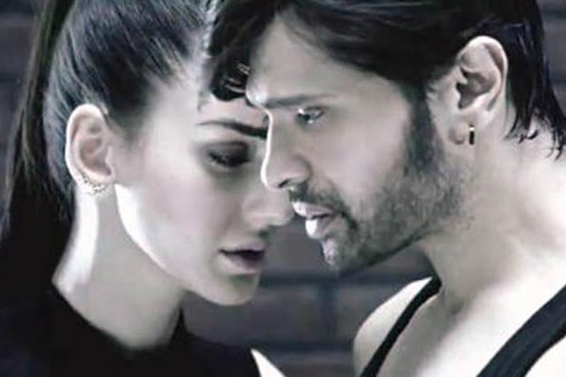 Teraa Surroor, Teraa Surroor box office collection, Teraa Surroor box office, Teraa Surroor collections, Teraa Surroor movie, Teraa Surroor Movie, Teraa Surroor Review, Teraa Surroor movie review, Teraa Surroor Himesh Reshammiya, Himesh Reshammiya, Himesh Reshammiya Teraa Surroor, Naseeruddin Shah, Shekhar Kapur, Kabir Bedi, Bollywood, himesh reshmiya, entertainment news