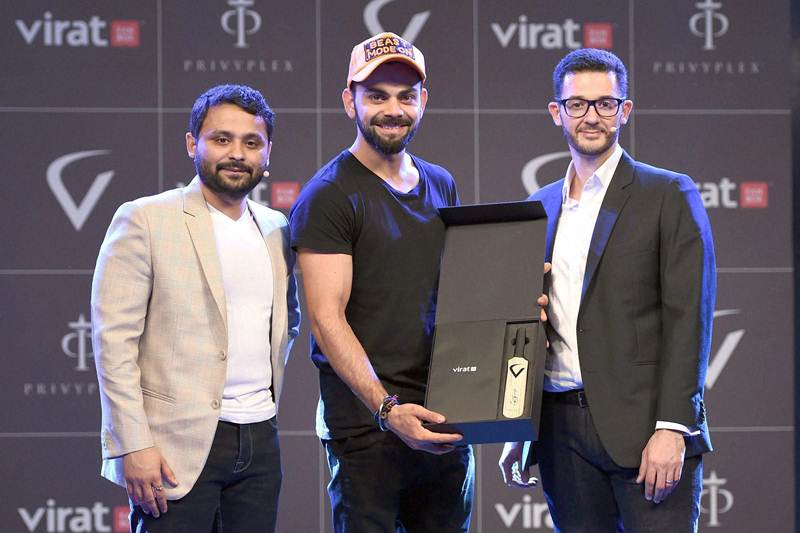 Virat FanBox, FanBox, FanBox moto g, virat kohli, Moto G turbo virat kohli, Moto G Turbo Virat Kohli Edition, Moto G Turbo Virat Kohli Edition, Virat FanBox price, Virat FanBox specs, Virat FanBox features, Virat FanBox in india
