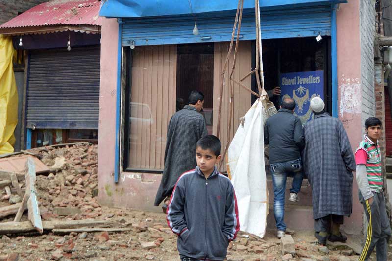 earthquake in delhi, earthquake in delhi live, Live earthquake, live earthquake in delhi, earthquake, earthquake today, earthquake in ncr, earthquake in north india, earthquake in delhi ncr, earthquake on march 10, earthquake news, quake in delhi, quake in india, quake in pakistan, Earthquake in Pakistan, quake in Pakistan, quake in Afghanistan