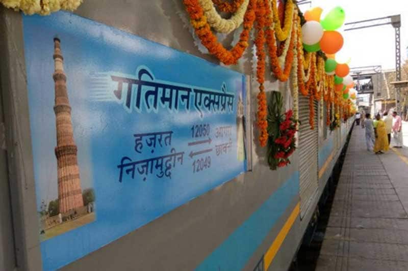 Gatimaan Express, Gatimaan Express tickets, Gatimaan Express ticket booking, Gatimaan Express route, Gatimaan Express fare, Gatimaan Express ticket price, Gatimaan Express route, Gatimaan Express speed, Gatimaan Express timing, Gatimaan Express number, Indian Railways, Indian Railways fastest train, Indian Railways fastest train details