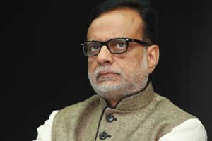 Hasmukh Adhia, hasmukh adhia revenue secretary, revenue secretory hasmukh adhia,