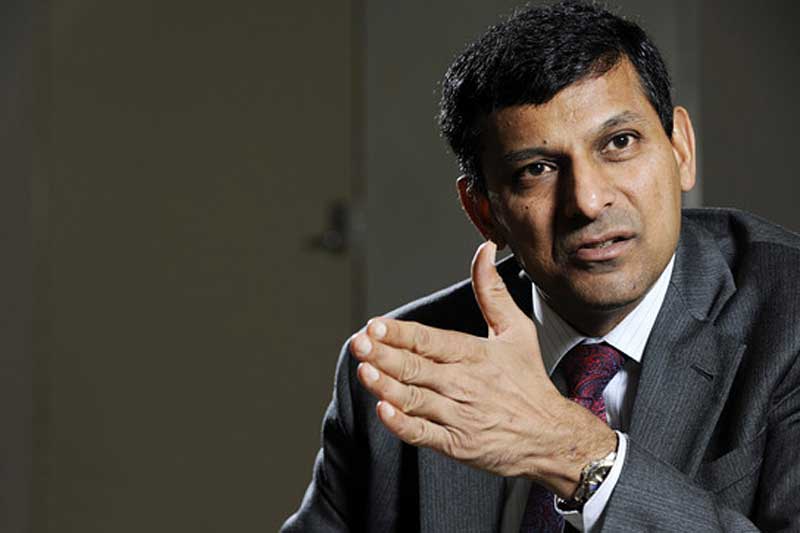 1. Raghuram Rajan warns startups against deep discount model: With concerns being raised about cash-burn in burgeoning ecommerce sector, RBI Raghuram Rajan today made it clear that getting revenues through deep discounting is not a viable business model for startups. "If the only reason you are getting revenues, not profit, is because you are selling based on 50 per cent discount, it can't be viable in the long run," he said. He was quick to acknowledge that many businesses are in different stages of their life-cycle with some trying to establish the viability. "All these businesses are trying to establish viability, some are still being financed in a big way," he said, adding that it is natural for some of them not to work which will lead to shutting down the business. The remarks come amid dwindling valuations of some successful Indian startups, which are being partly attributed to the high stress on discounting in the business model. (Reuters)