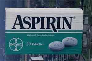 More evidence is needed to support low-dose aspirin as an effective additional treatment of cancer, researchers said. (Reuters)